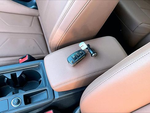 Used 2024 Audi Q3 2.0T Premium Plus image 15