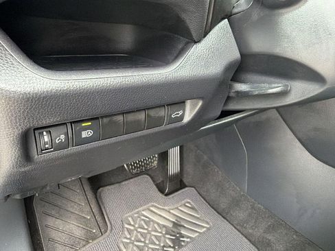 Used 2019 Toyota RAV4 XLE Premium w/ Advanced Technology Package FWD image 23