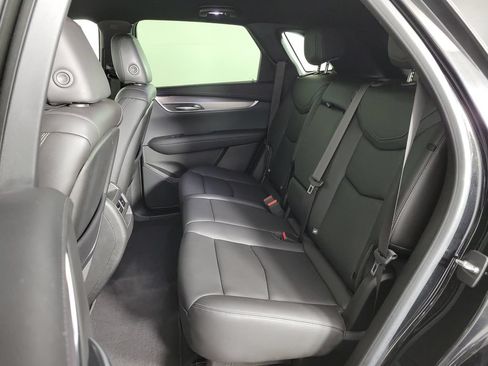 Certified 2023 Cadillac XT5 Luxury FWD image 11