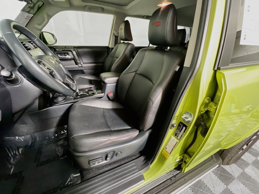 Used 2023 Toyota 4Runner TRD Off-Road Premium w/ Moonroof Package AWD/4WD image 12