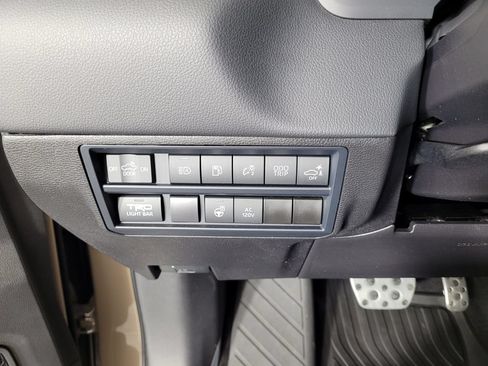 Used 2025 Toyota Tundra TRD Pro AWD/4WD image 16