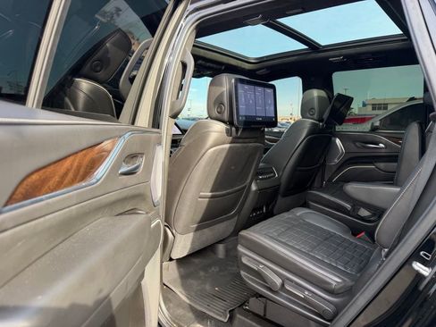 Used 2021 Cadillac Escalade Sport Platinum image 14