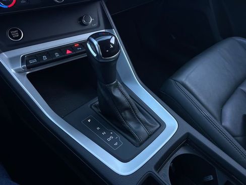 Used 2023 Audi Q3 2.0T Premium image 17