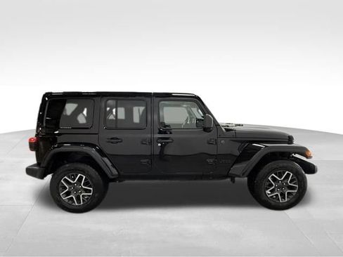Certified 2025 Jeep Wrangler Unlimited Sahara AWD/4WD image 7