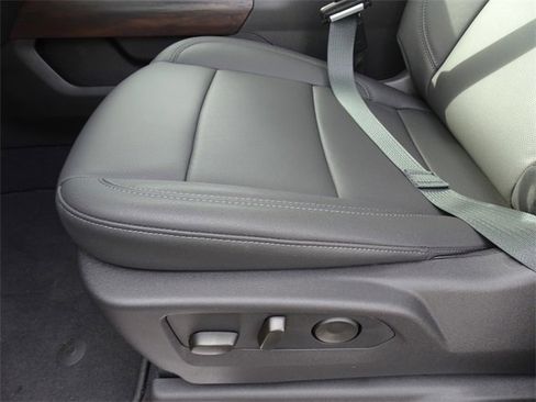 New 2026 GMC Sierra 2500 SLT w/ SLT Premium Package image 12