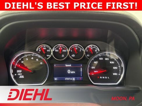 Used 2022 Chevrolet Silverado 1500 Custom Trail Boss w/ Safety Confidence Package AWD/4WD image 26