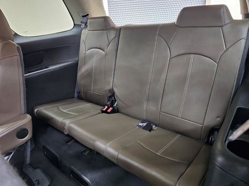 Used 2015 GMC Acadia SLT FWD image 25