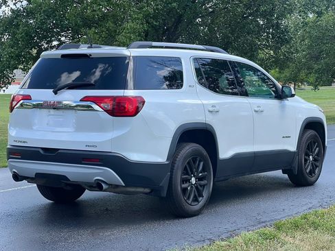 Used 2019 GMC Acadia SLT w/ LPO, Floor Liner Package AWD/4WD image 5
