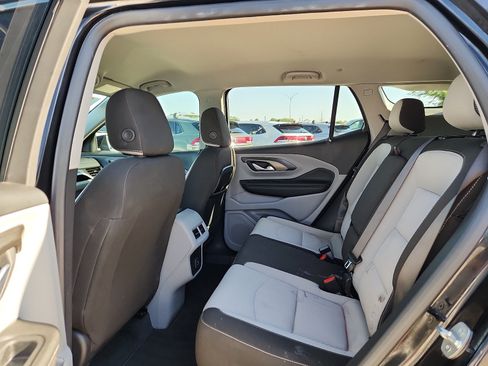 Used 2024 GMC Terrain SLE w/ Driver Convenience Package AWD/4WD image 12