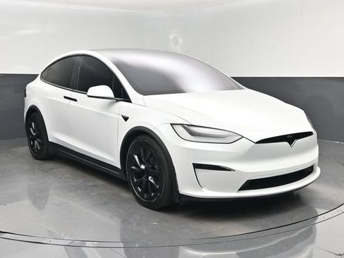 Used 2022 Tesla Model X Plaid AWD/4WD image 8