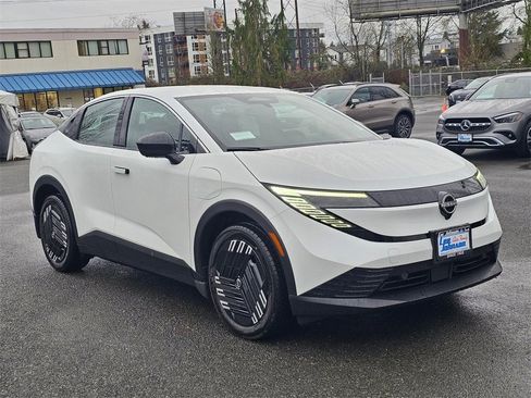 New 2026 Nissan Leaf image 3