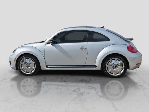 Used 2013 Volkswagen Beetle Turbo FWD image 5