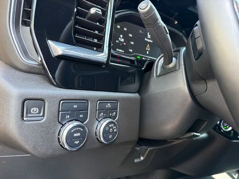 Used 2024 GMC Sierra 3500 SLE w/ SLE Value Package image 37