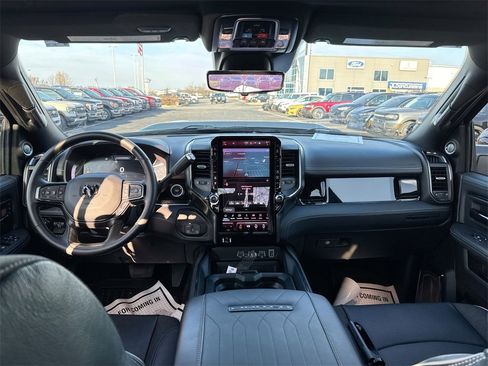 Used 2025 RAM 2500 Limited image 10