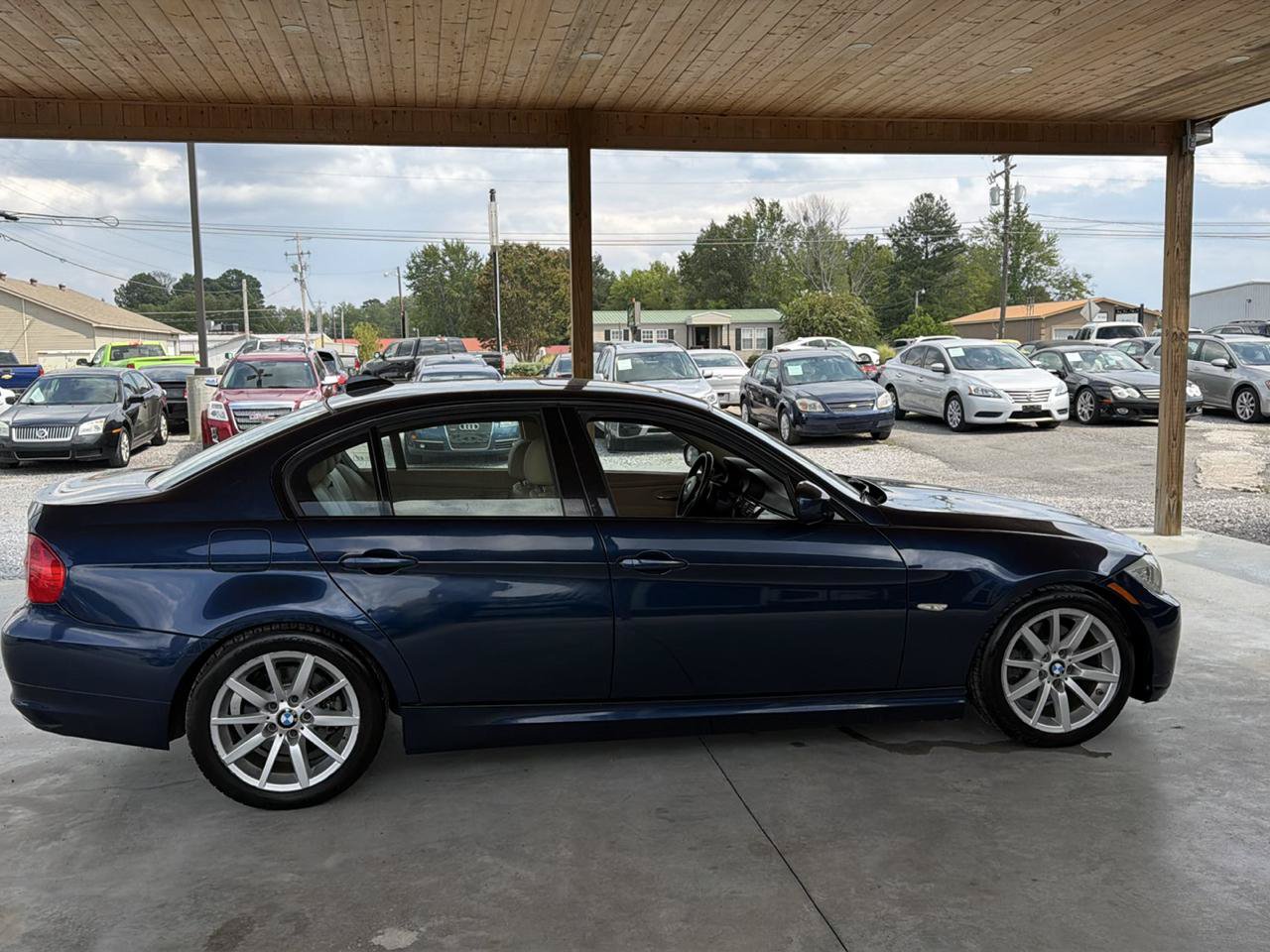 Used 2011 BMW 328i Sedan RWD image 8