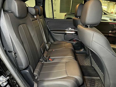 Certified 2025 Mercedes-Benz GLB 250 4MATIC image 14