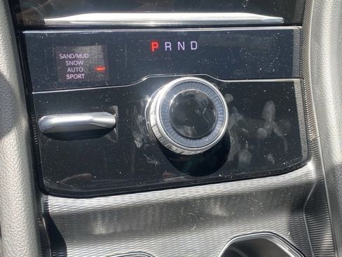 New 2025 Jeep Grand Cherokee L Limited w/ Luxury Tech Group II image 26