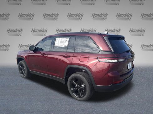 New 2025 Jeep Grand Cherokee Limited w/ Luxury Tech Group II RWD image 6