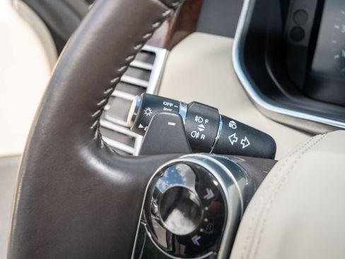 Used 2021 Land Rover Range Rover Westminster Edition image 35