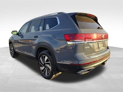 Used 2025 Volkswagen Atlas SEL image 10