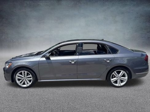Used 2019 Volkswagen Passat 2.0T Wolfsburg w/ Wheels & Sunroof Package FWD image 12