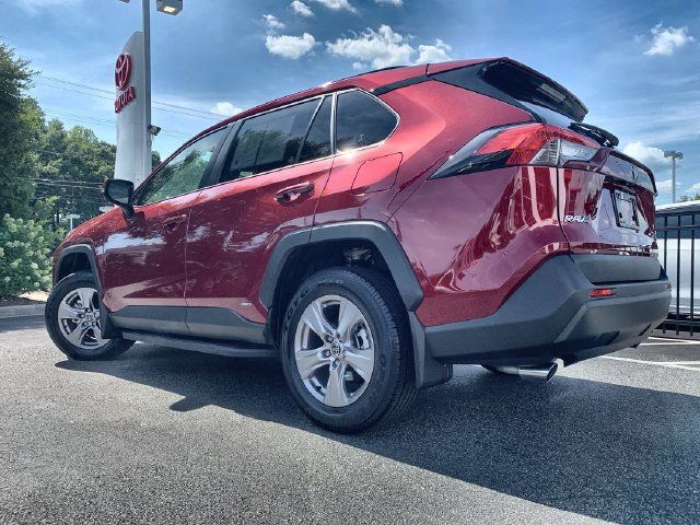 Used 2025 Toyota RAV4 LE AWD/4WD image 6