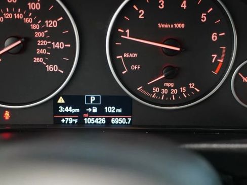 Used 2016 BMW 320i Sedan RWD image 14