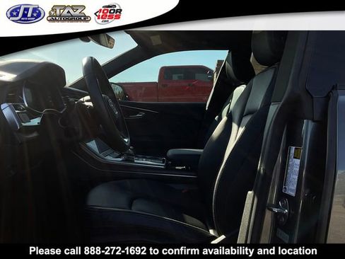 Used 2019 Audi Q8 Premium Plus w/ Premium Plus AWD/4WD image 17