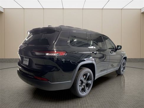 New 2025 Jeep Grand Cherokee L Limited w/ Luxury Tech Group II image 5