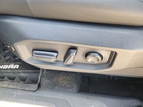 Used 2025 Toyota Tundra Platinum image 8