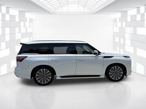 Used 2025 INFINITI QX80 Sensory AWD/4WD image 8