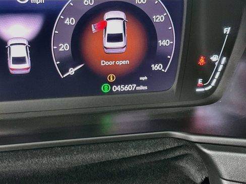 Used 2023 Honda Accord EX image 11