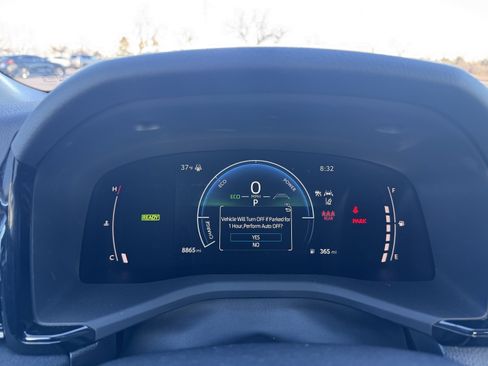 Certified 2025 Toyota Camry LE image 21