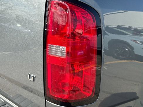 Used 2020 Chevrolet Colorado LT w/ Safety Package image 32