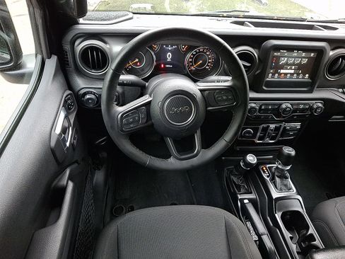 Used 2023 Jeep Wrangler Unlimited Sport AWD/4WD image 12