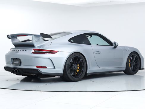 Used 2018 Porsche 911 GT3 image 3