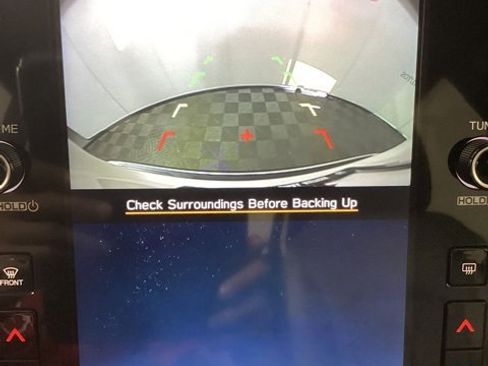 Used 2025 Subaru Forester Premium image 20