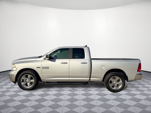 Used 2018 RAM 1500 Lone Star RWD image 2