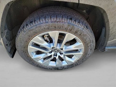 Used 2025 Toyota RAV4 Limited FWD image 11
