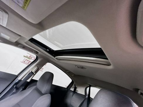 Used 2021 Honda HR-V EX image 10