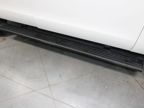 New 2025 Lincoln Navigator Reserve w/ Jet Appearance Package image 11