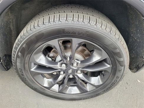 Certified 2024 Dodge Durango GT image 28