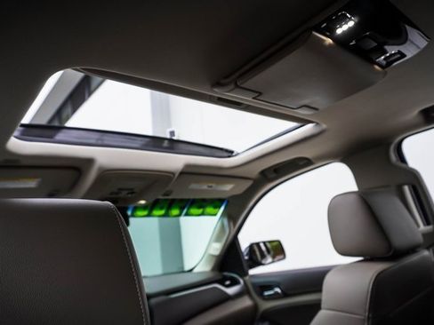 Used 2018 Chevrolet Tahoe Premier image 19