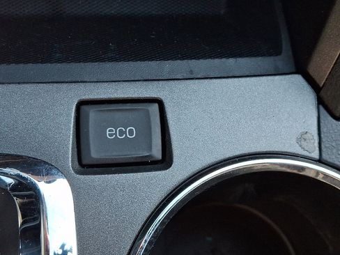 Used 2015 Chevrolet Equinox LT image 23