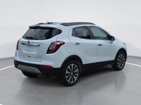 Certified 2022 Buick Encore Preferred w/ Safety Package FWD image 3