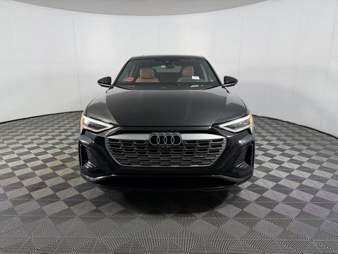 Used 2024 Audi Q8 e-tron Premium Plus w/ Premium Plus Package AWD/4WD image 11