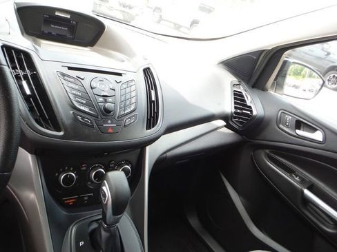 Used 2016 Ford Escape SE AWD/4WD image 25