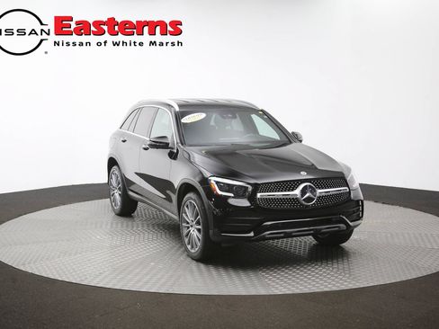 Used 2022 Mercedes-Benz GLC 300 4MATIC w/ AMG Line image 52