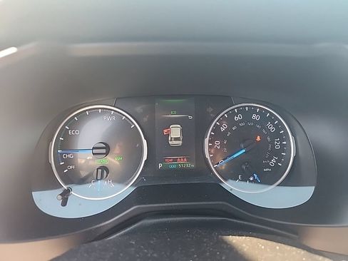 Used 2021 Toyota RAV4 XLE w/ Convenience Package AWD/4WD image 21