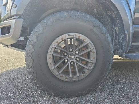 Used 2019 Ford F150 Raptor w/ Equipment Group 802A Luxury AWD/4WD image 5